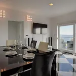 Vikendica Mit Pool Und Schoenem Meerblick By Interhome