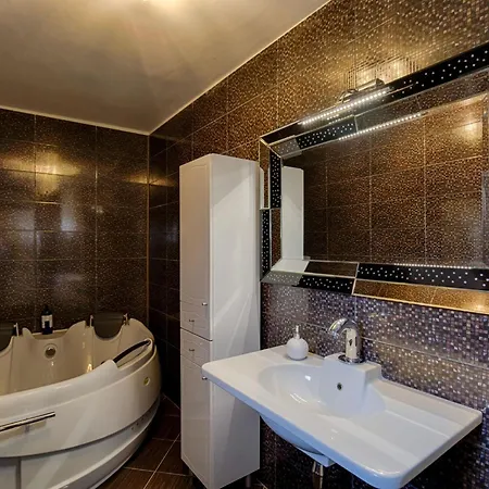 Mit Pool Und Schoenem Meerblick By Interhome * Crikvenica
