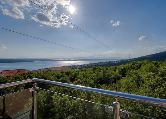 Feriehus Mit Pool Und Schoenem Meerblick By Interhome Crikvenica