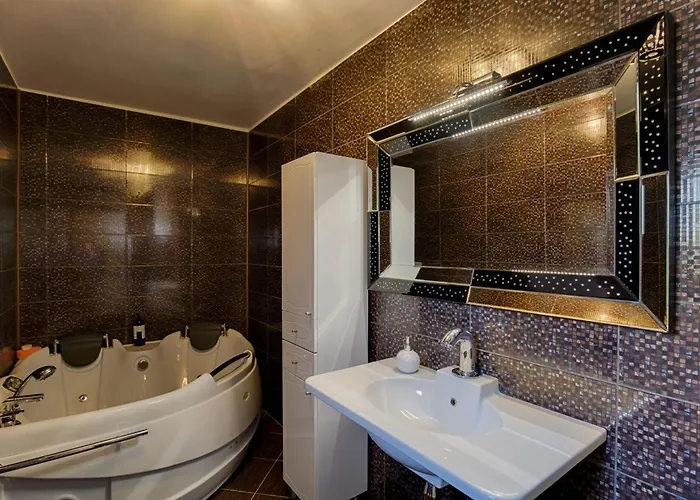 Mit Pool Und Schoenem Meerblick By Interhome * Crikvenica
