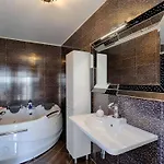 Mit Pool Und Schoenem Meerblick By Interhome Crikvenica